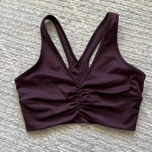 Alo Yoga - wild thing workout bra. Size Medium